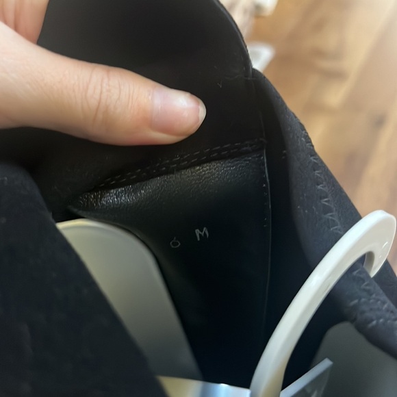 Stuart Weitzman Woman’s Suede/Nylon Lowjack Black Heeled Boots Size 6 - Picture 5 of 5